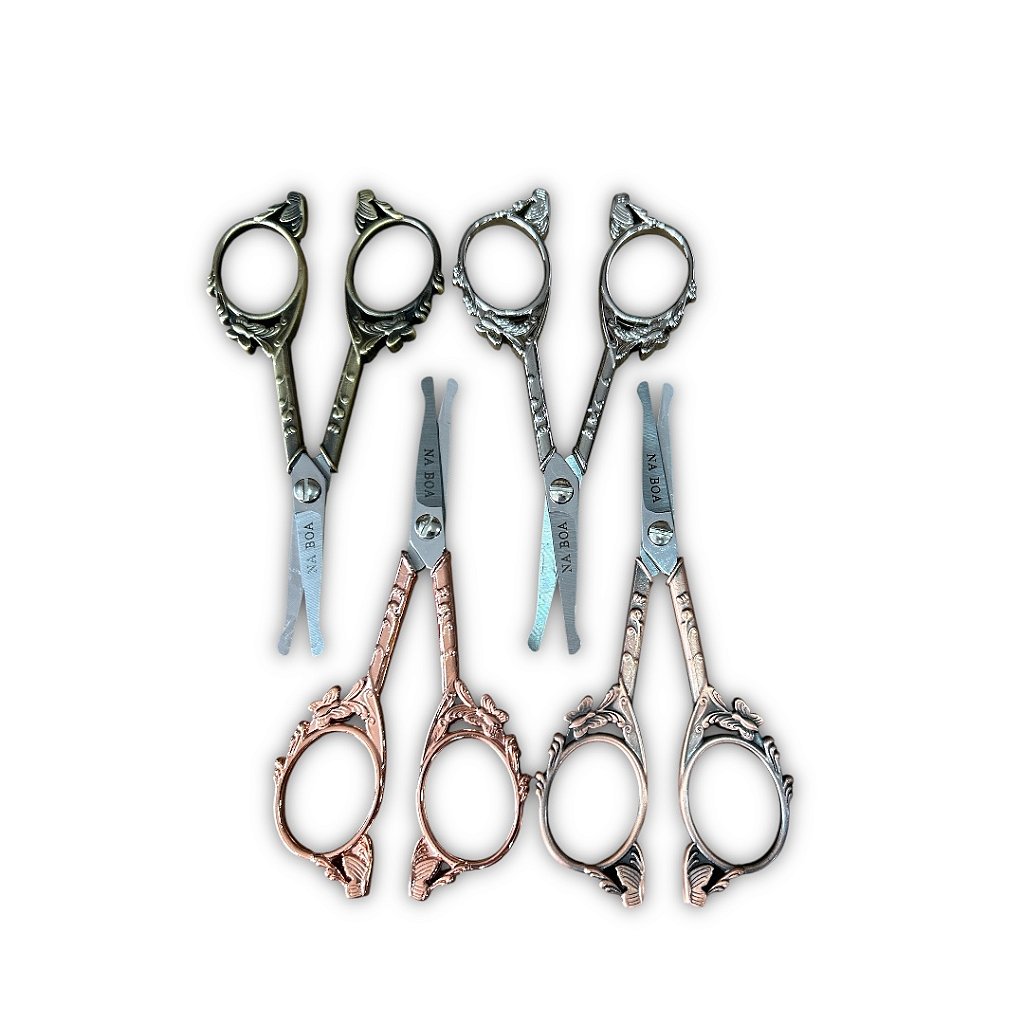 Tesoura Na Boa Ornamental – Precisão e Estilo no Corte